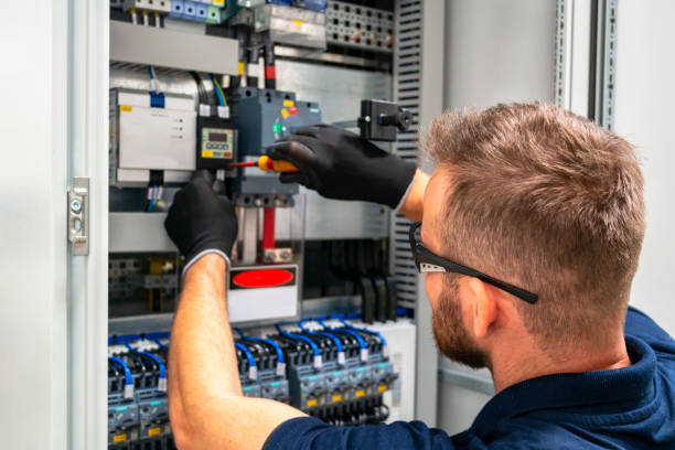 Professional Electrician in Freeport, TX